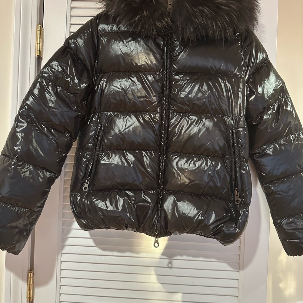 Duvetica Shiny Black Puffer Jacket with Fur Collar